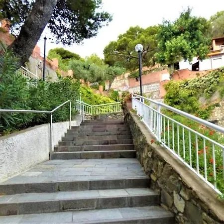 In Contesto Privato Sul Mare La Conca Verde, Lägenhet *